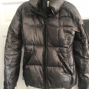 SAM woman’s jacket size small